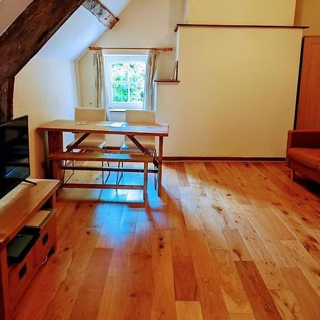 The Old Granary Farm Cottage Abergavenny Buitenkant foto